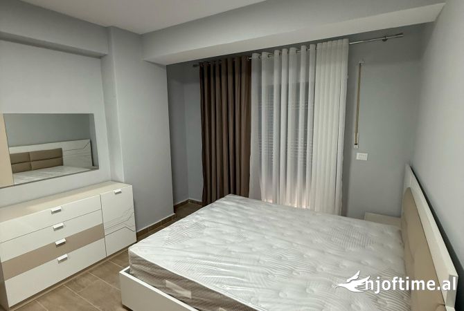 Shtepi me qera 1+1 ne Tirane - 548 Euro