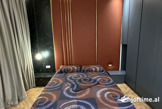 Shtepi me qera 2+1 ne Tirane - 1,198 Euro