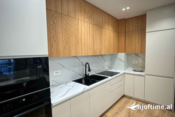 Casa in affitto 2+1 a Tirana - 998 Euro