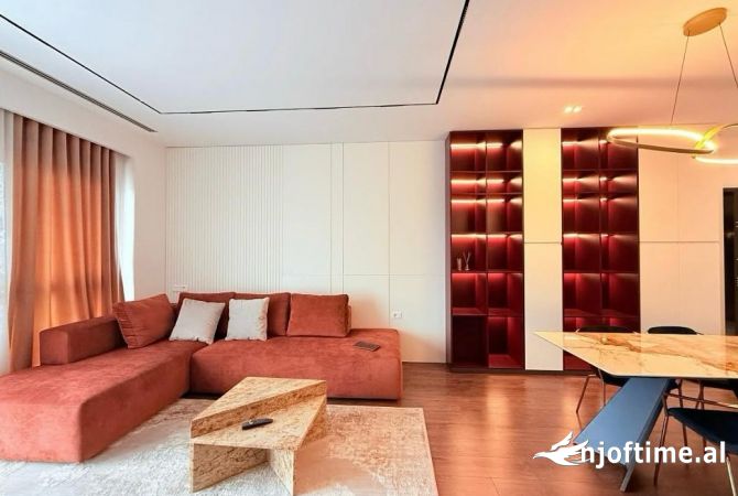 Shtepi me qera 3+1 ne Tirane - 2,498 Euro
