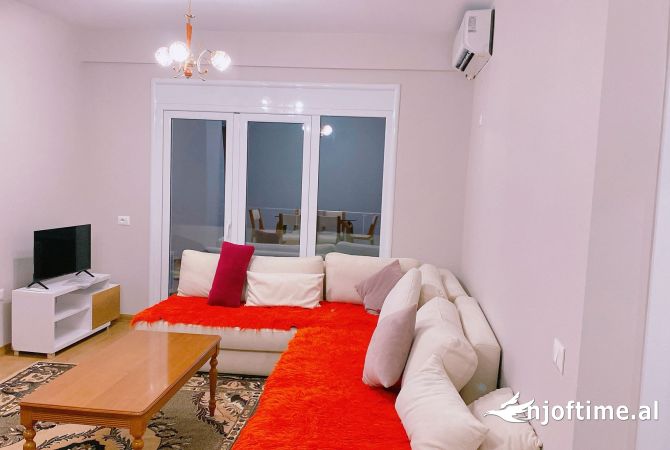 Shtepi me qera 2+1 ne Tirane - 498 Euro