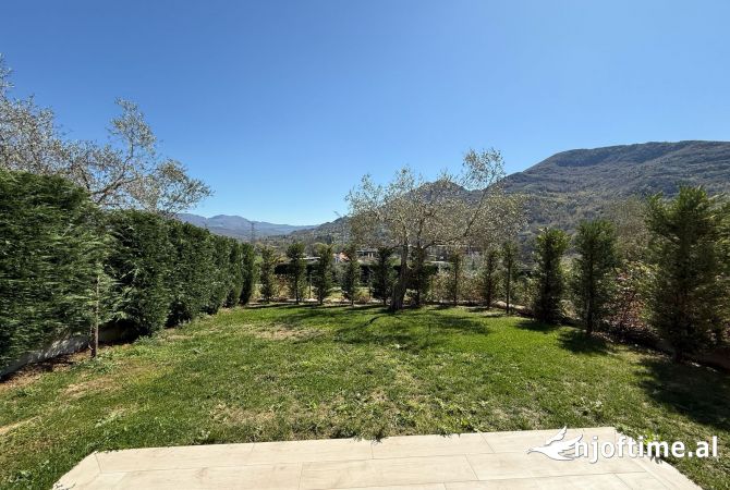 Shtepi me qera 3+1 ne Tirane - 1,998 Euro