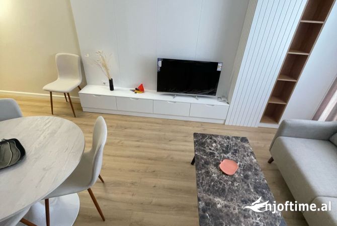 Shtepi me qera 1+1 ne Tirane - 547 Euro