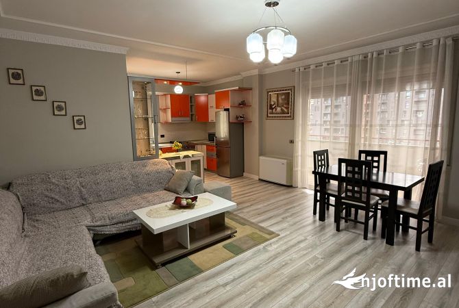 Shtepi me qera 2+1 ne Tirane - 798 Euro