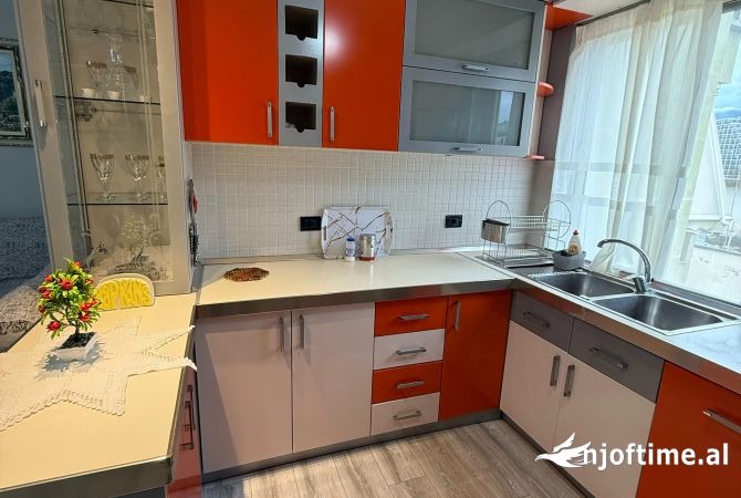 Shtepi me qera 2+1 ne Tirane - 798 Euro