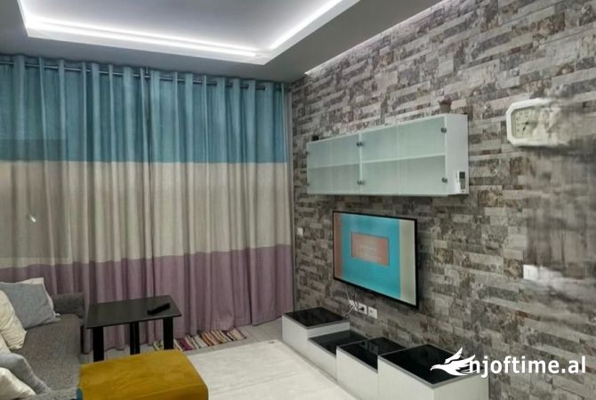 Shtepi me qera 1+1 ne Tirane - 678 Euro