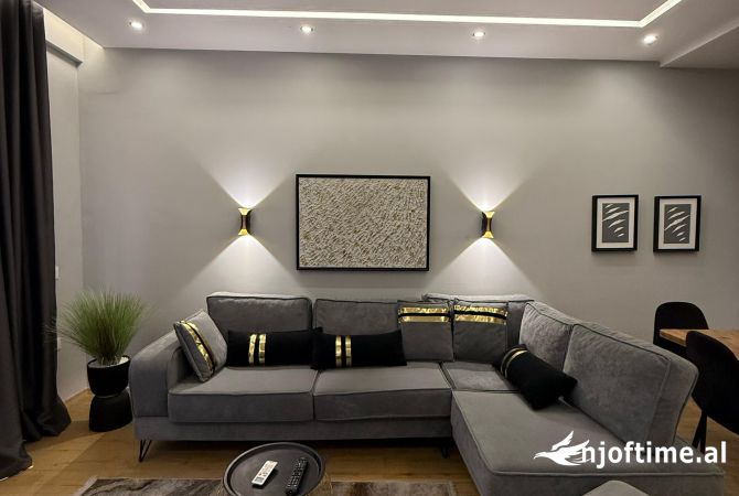 Shtepi me qera 1+1 ne Tirane - 598 Euro