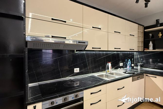 Shtepi me qera 1+1 ne Tirane - 598 Euro