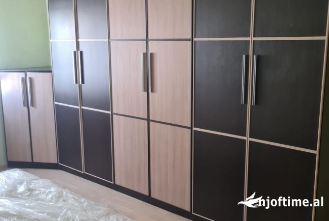 Shtepi me qera Apartament ne Tirane, 2+1, Mobilimi E mobiluar, Pagesa 698  Euro.
