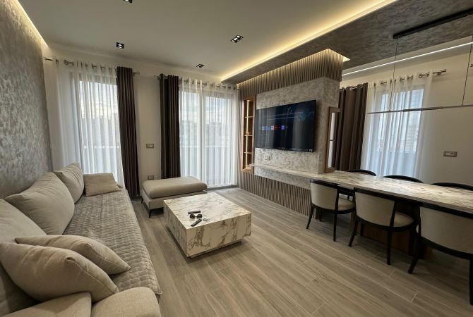 Shtepi me qera Apartament ne Tirane, 2+1, Mobilimi E mobiluar, Pagesa 998  Euro.