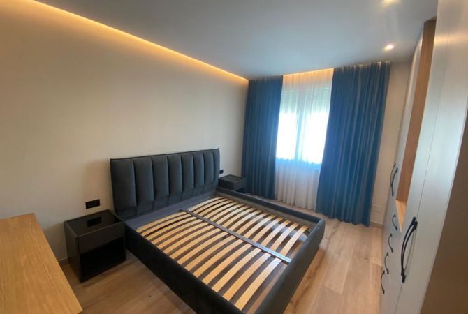 Shtepi me qera Apartament ne Tirane, 2+1, Mobilimi E mobiluar, Pagesa 1,000  Euro.
