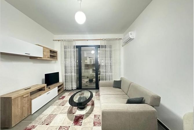 Shtepi me qera Apartament ne Tirane, 1+1, Mobilimi E mobiluar, Pagesa 597  Euro.
