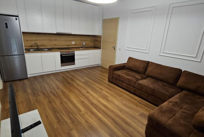 Shtepi me qera 1+1 ne Tirane - 597 Euro
