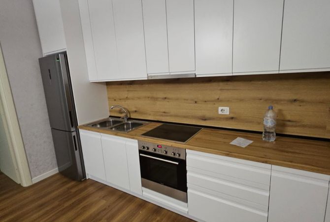Shtepi me qera 1+1 ne Tirane - 597 Euro