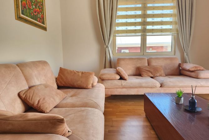 Shtepi ne shitje Apartament ne Tirane, 2+1, Mobilimi E mobiluar, Pagesa 329,997  Euro.