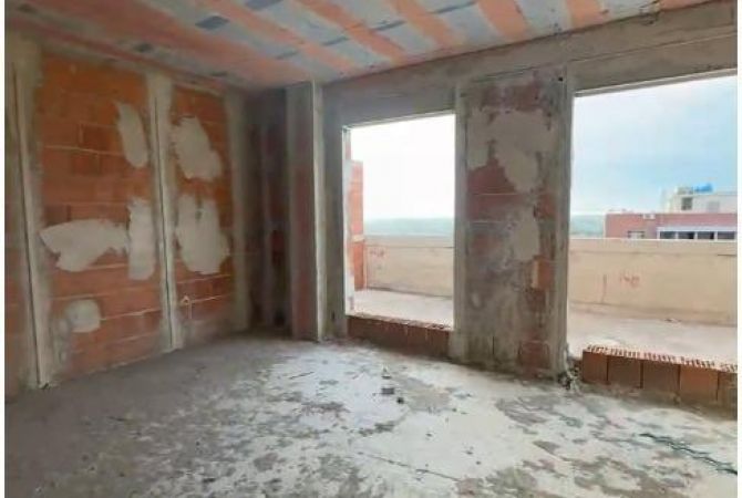 House for Sale 2+1 in Tirana - 132,997 Euro