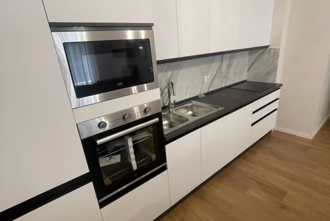 Shtepi me qera Apartament ne Tirane, 2+1, Mobilimi E mobiluar, Pagesa 697  Euro.