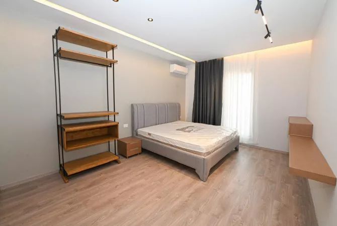 Shtepi me qera 2+1 ne Tirane - 1,297 Euro