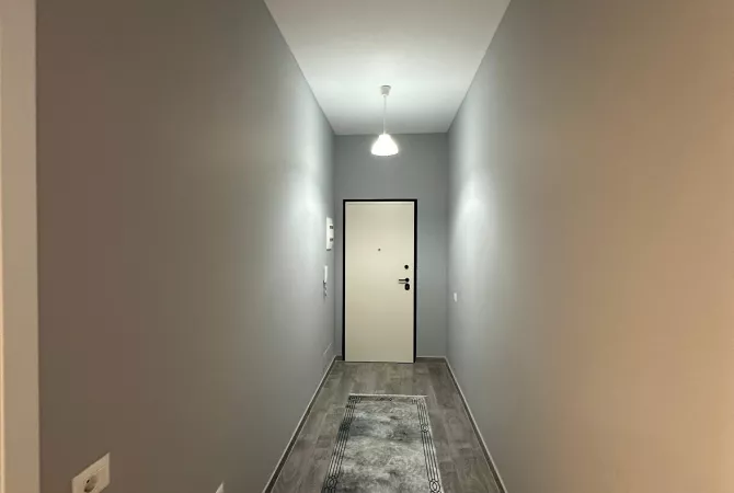 Shtepi me qera 3+1 ne Tirane - 1,200 Euro