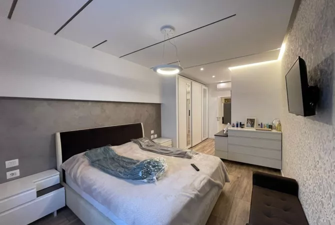 Shtepi me qera Apartament ne Tirane, 3+1, Mobilimi E mobiluar, Pagesa 1,347  Euro.