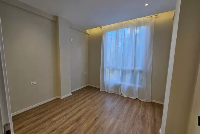 Shtepi ne shitje 1+1 ne Tirane - 122,000 Euro