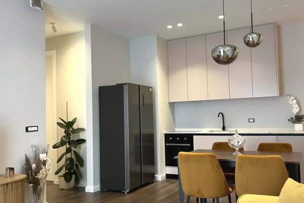 Shtepi me qera Apartament ne Tirane, 2+1, Mobilimi E mobiluar, Pagesa 1,100  Euro.