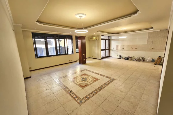 Shtepi ne shitje 3+1 ne Tirane - 350,000 Euro