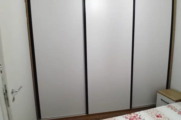 Shtepi me qera Apartament ne Tirane, 1+1, Mobilimi E mobiluar, Pagesa 447  Euro.