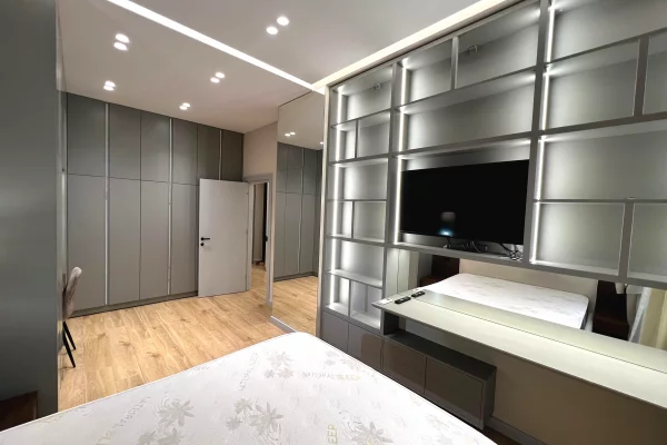 Shtepi me qera Apartament ne Tirane, 1+1, Mobilimi E mobiluar, Pagesa 847  Euro.