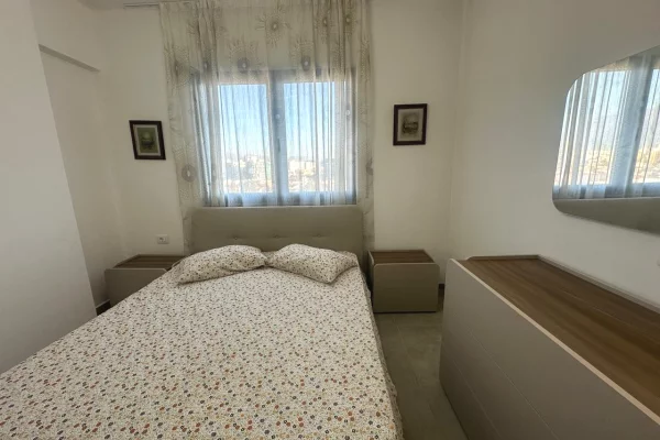 Shtepi me qera Apartament ne Tirane, 2+1, Mobilimi E mobiluar, Pagesa 597  Euro.