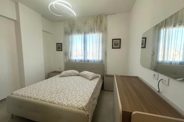 Shtepi me qera Apartament ne Tirane, 2+1, Mobilimi E mobiluar, Pagesa 597  Euro.