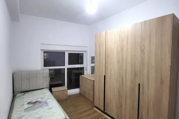 Shtepi me qera Apartament ne Tirane, 2+1, Mobilimi E mobiluar, Pagesa 547  Euro.