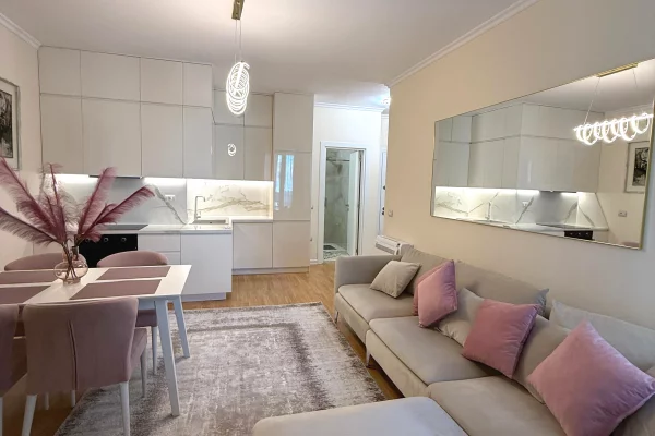 Shtepi me qera 2+1 ne Tirane - 1,197 Euro