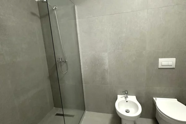 Casa in affitto 1+1 a Tirana - 697 Euro