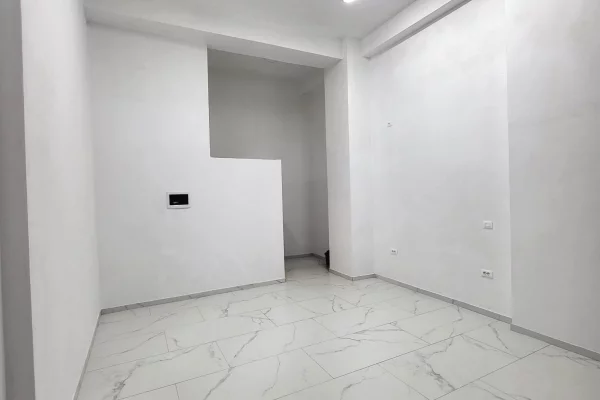 Ambient biznesi me qera 1+1 ne Tirane - 647 Euro