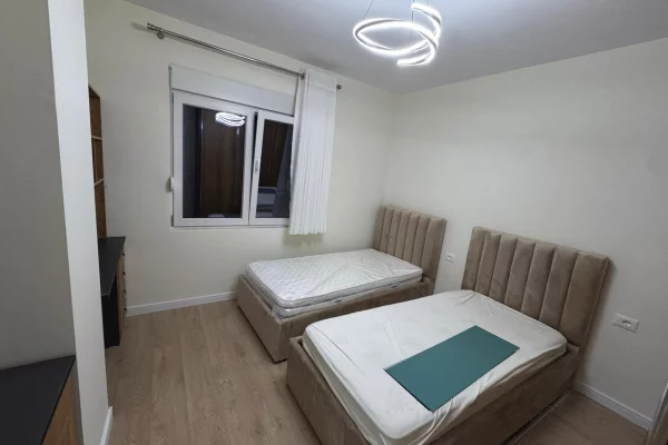 Shtepi me qera 2+1 ne Tirane - 797 Euro