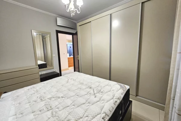 Shtepi me qera 1+1 ne Tirane - 747 Euro