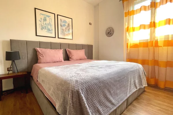Shtepi me qera 1+1 ne Tirane - 647 Euro