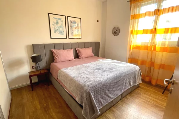 Shtepi me qera 1+1 ne Tirane - 647 Euro