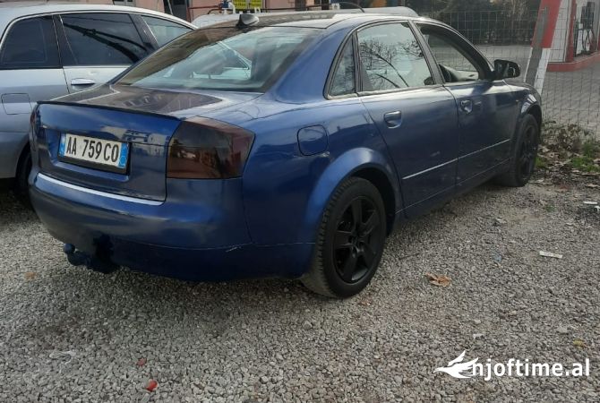 Makina ne shitje ne Tirane - 2,700 Euro