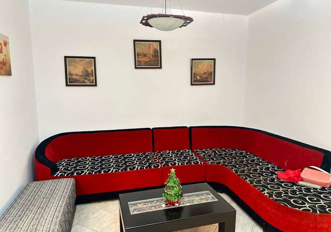 Shtepi me qera 2+1 ne Tirane - 450 Euro