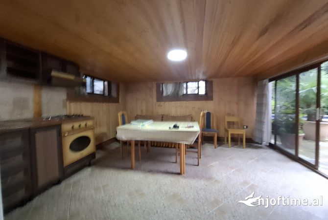 Shtepi me qera 1+1 ne Tirane - 25,000 Leke