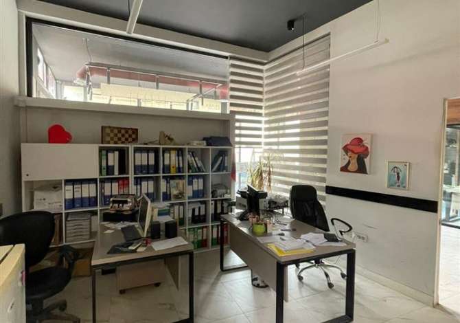 Ambient biznesi me qera 3+1 ne Tirane - 1,500 Euro