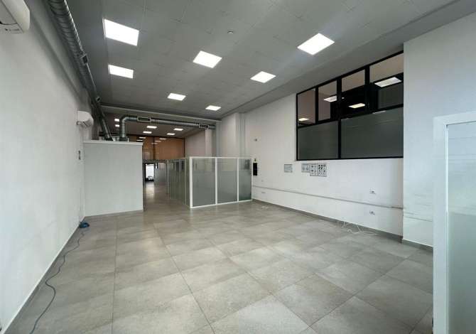 Ambient biznesi me qera 3+1 ne Tirane - 2,000 Euro