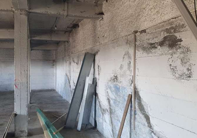 Ambient biznesi me qera 4+1 ne Tirane - 2,000 Euro