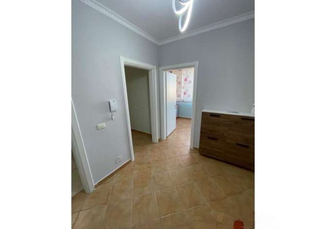 Shtepi me qera 2+1 ne Tirane - 700 Euro