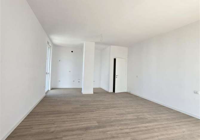 Shtepi me qera 2+1 ne Tirane - 700 Euro