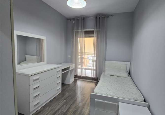 Casa in affitto 3+1 a Tirana - 1,000 Euro