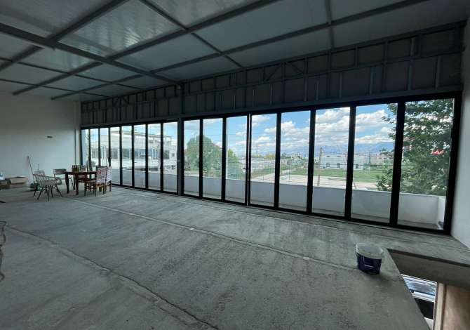 Ambient biznesi me qera 3+1 ne Tirane - 500 Euro