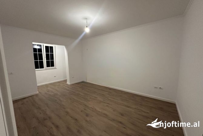 Shtepi ne shitje 2+1 ne Tirane - 145,000 Euro